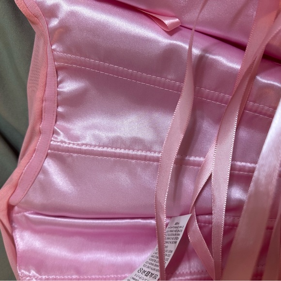 Pink corset wired support  with lace up back - Picture 6 of 6